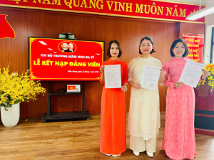 LỄ KẾT NẠP ĐẢNG VIÊN MỚI