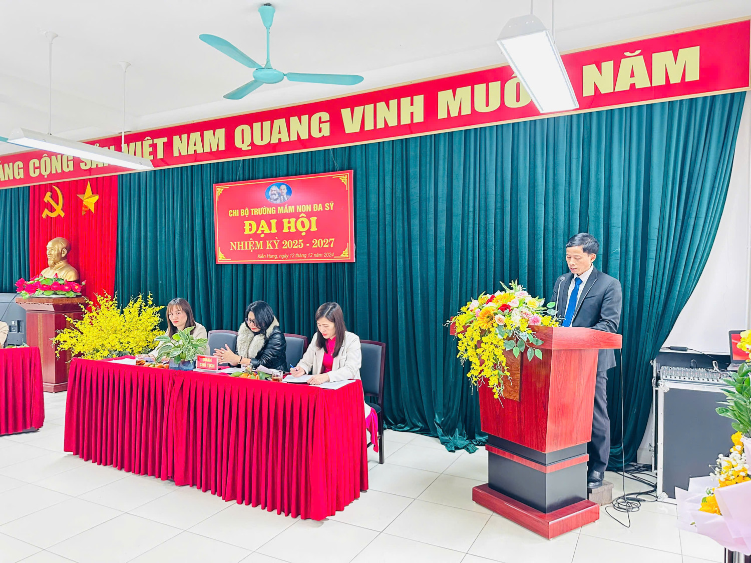 z6123262852226 f9f8ecb98233ac1da795a0b09f4cbda3