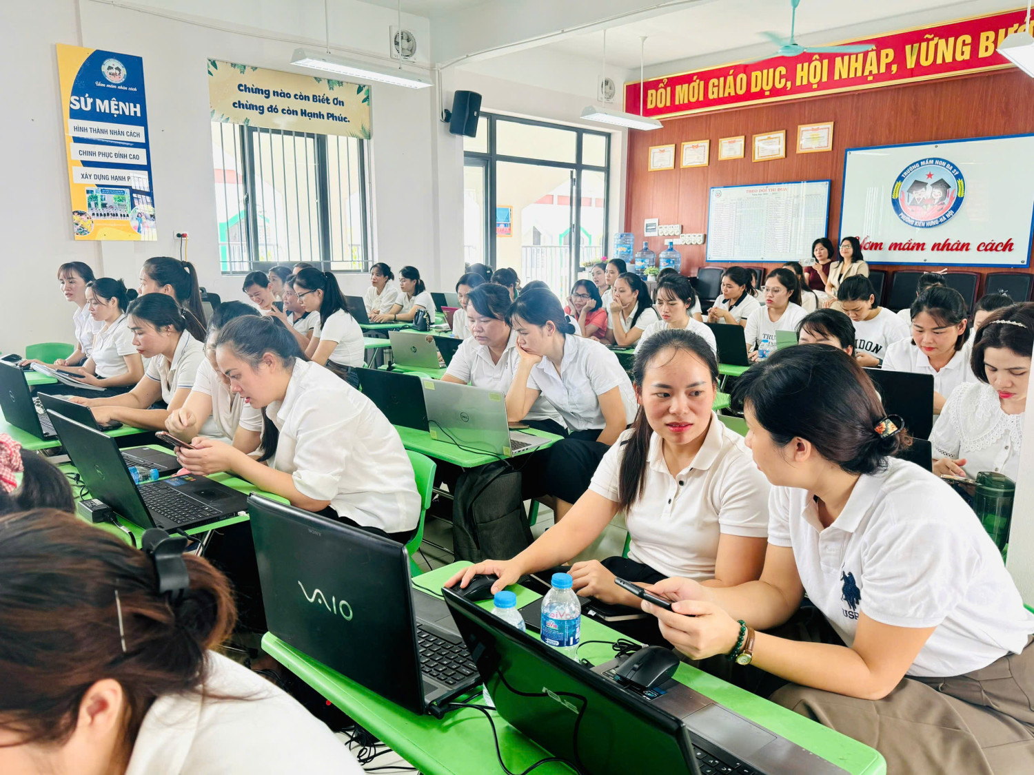 z7011093267198 22ed85a43017056495f02bfec50e1d76